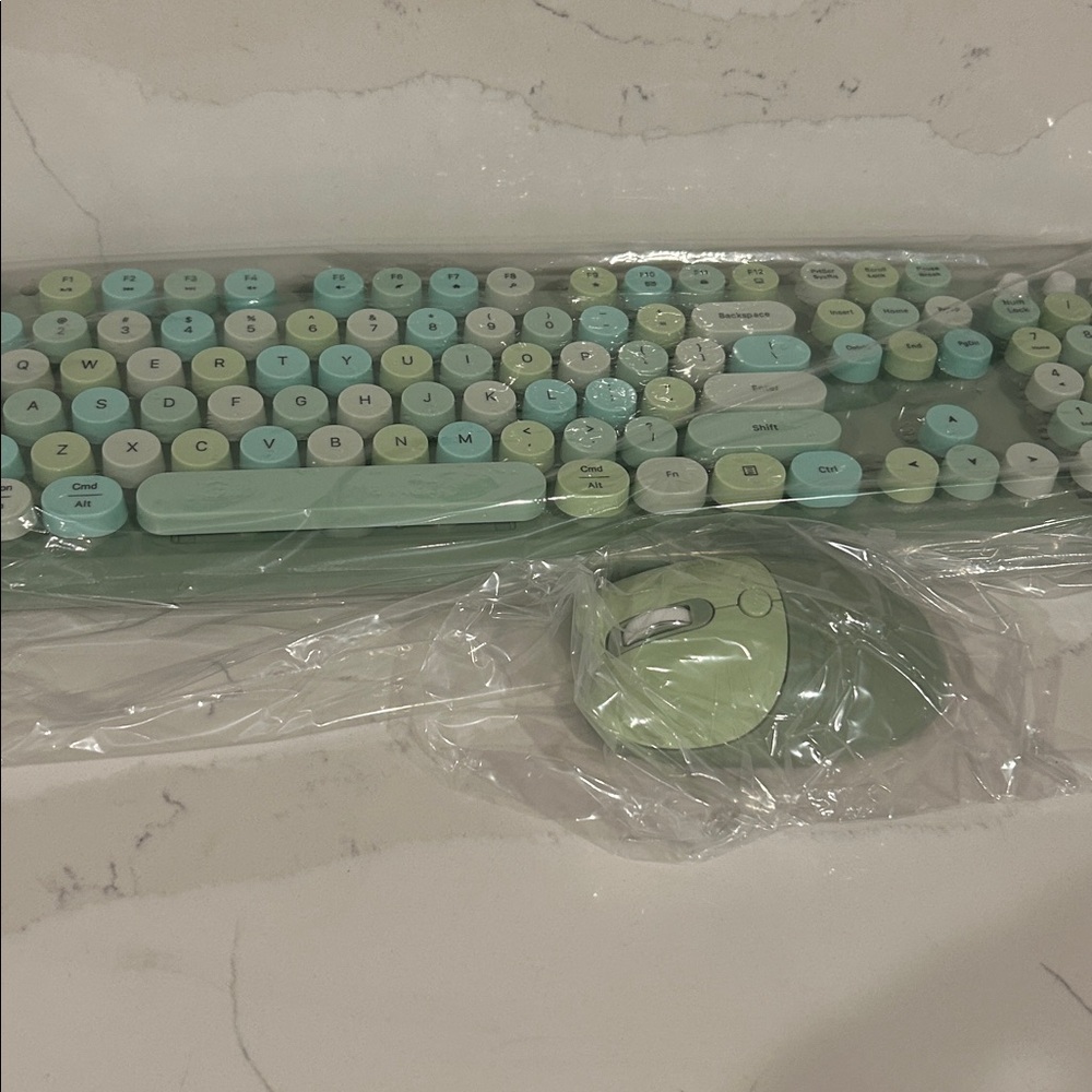 Wireless Keyboard and Mouse Set Green